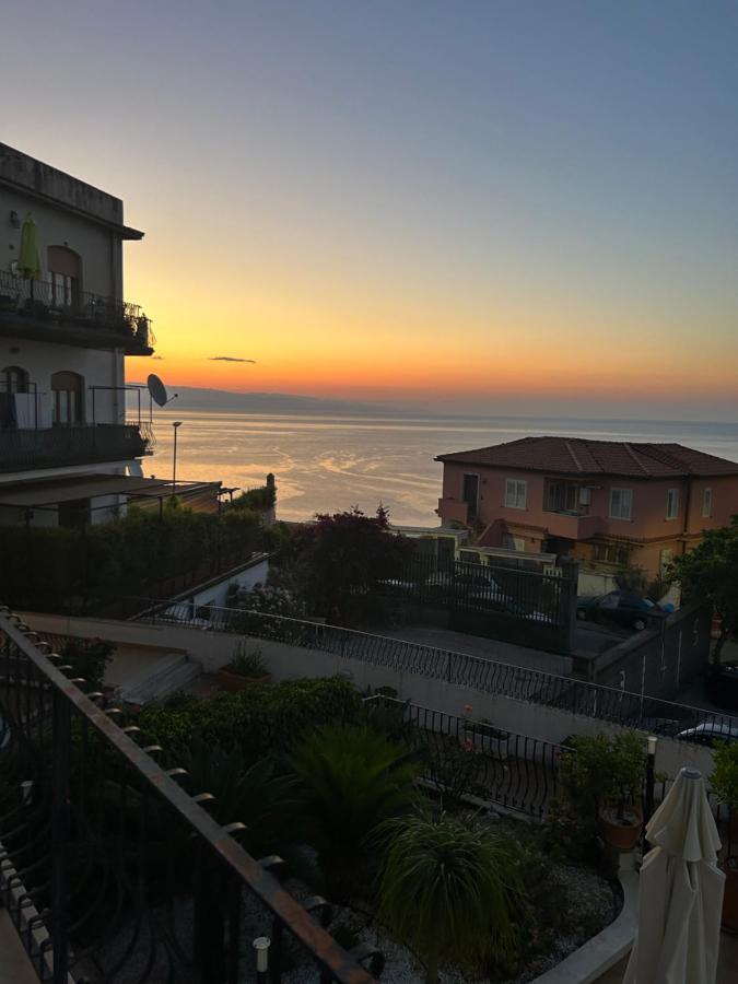 Suite Apartment Taormina Exteriör bild