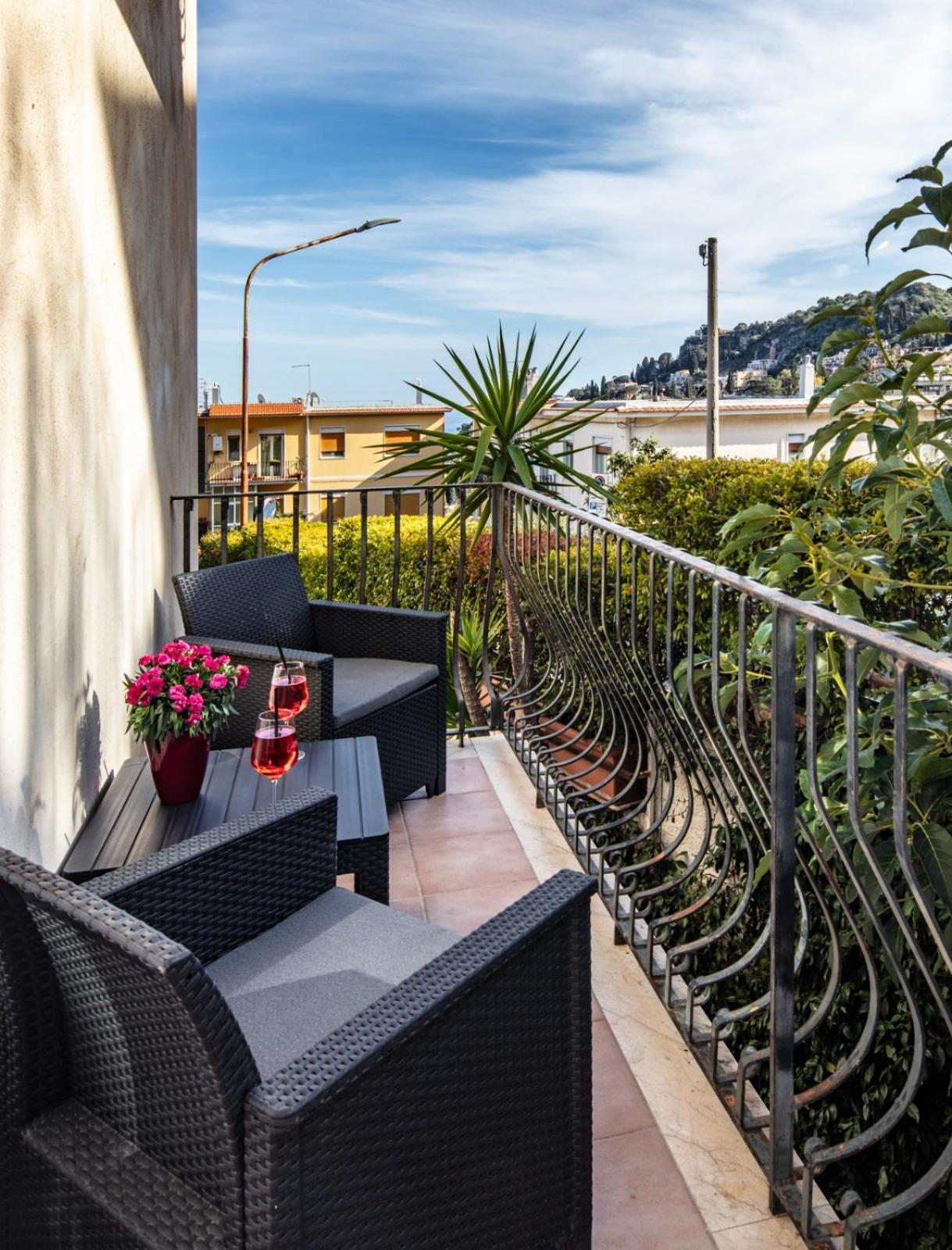 Suite Apartment Taormina Exteriör bild